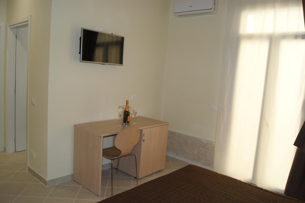Guest House Golfo Xifonio Augusta Extérieur photo