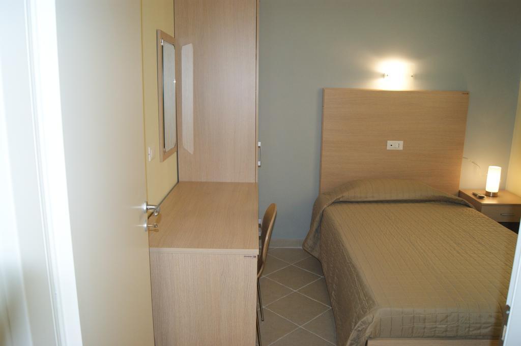 Guest House Golfo Xifonio Augusta Extérieur photo