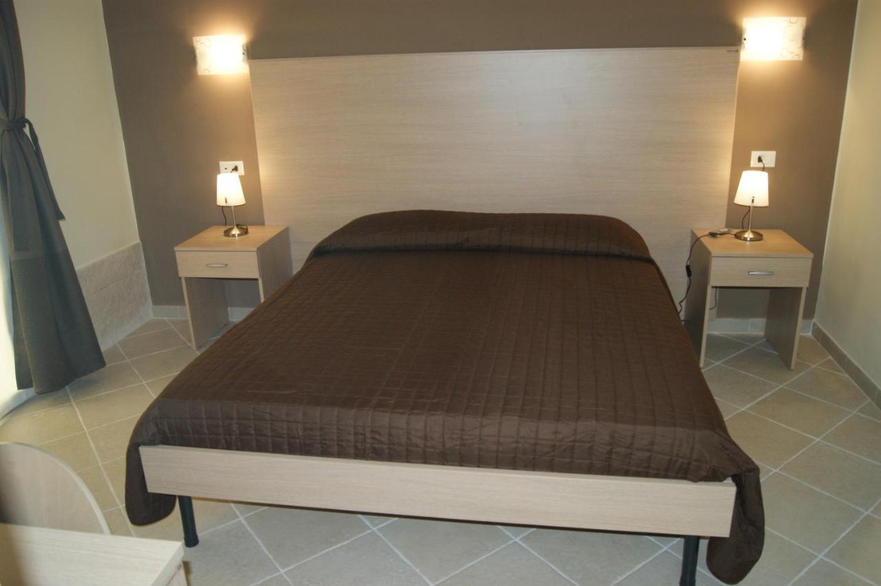 Guest House Golfo Xifonio Augusta Extérieur photo