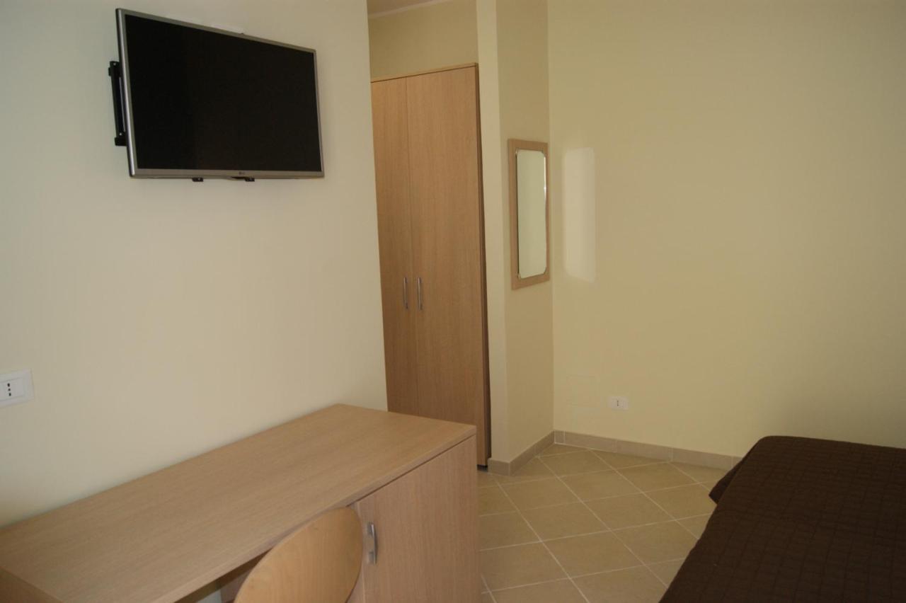 Guest House Golfo Xifonio Augusta Extérieur photo